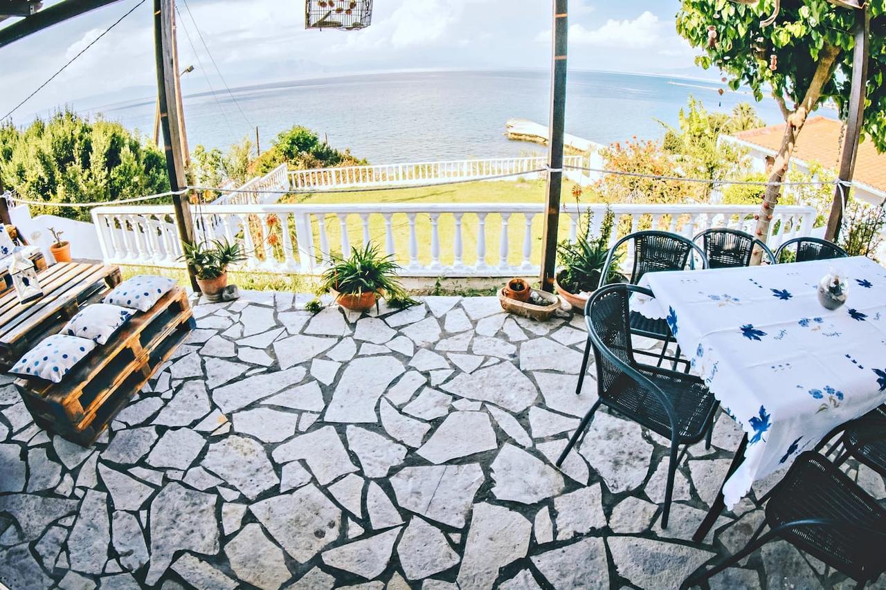 Villa Galanis By The Sea นิโฟเรกา ภายนอก รูปภาพ